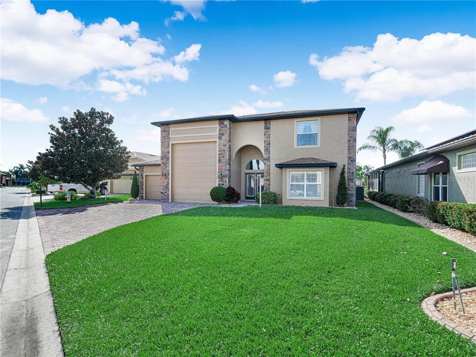 待售: $570,000 (3 贝兹, 3 浴室, 2808 平方英尺)