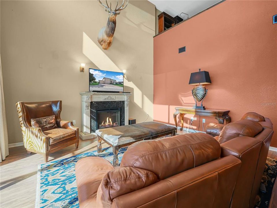 待售: $570,000 (3 贝兹, 3 浴室, 2808 平方英尺)