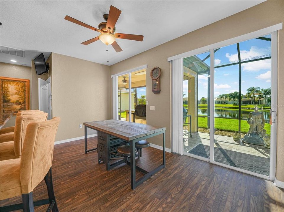 待售: $570,000 (3 贝兹, 3 浴室, 2808 平方英尺)