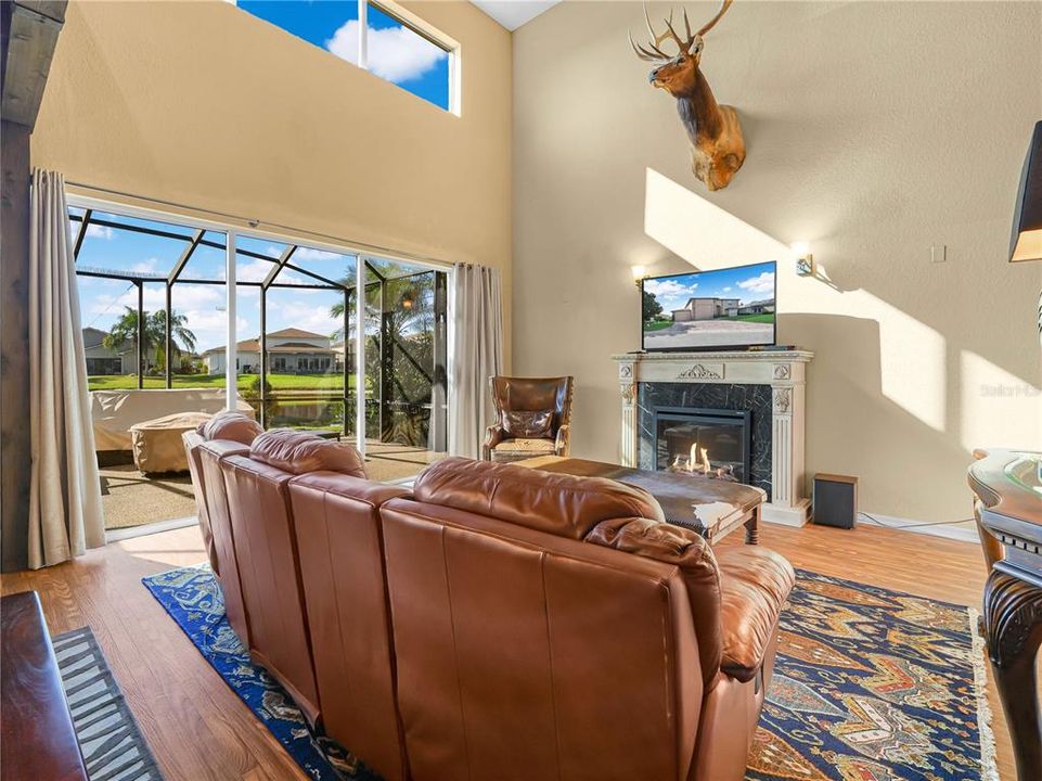 待售: $570,000 (3 贝兹, 3 浴室, 2808 平方英尺)