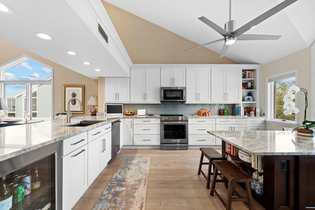 For Sale: $866,000 (2 beds, 2 baths, 2183 Square Feet)