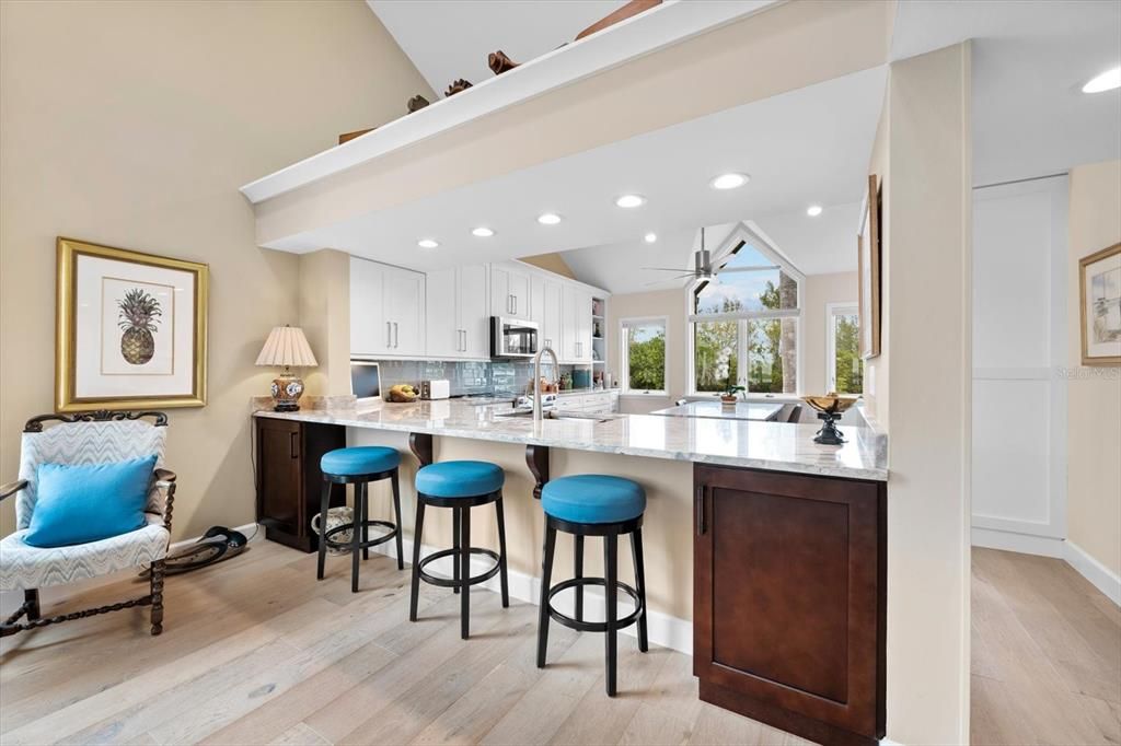 For Sale: $866,000 (2 beds, 2 baths, 2183 Square Feet)