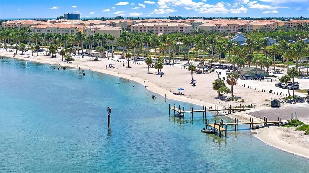 For Sale: $13,900,000 (6.74 acres)