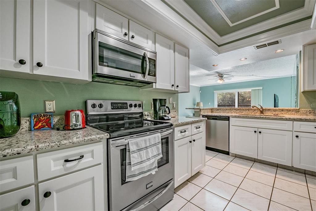 For Sale: $254,900 (3 beds, 2 baths, 1363 Square Feet)