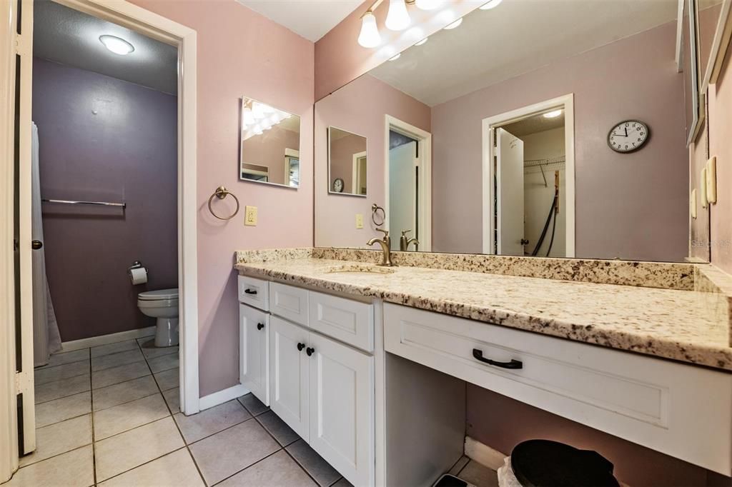 For Sale: $254,900 (3 beds, 2 baths, 1363 Square Feet)