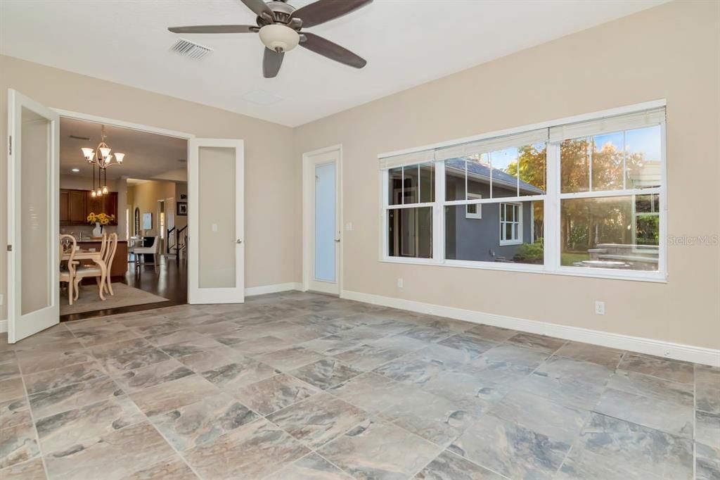 На продажу: $860,000 (5 спален, 4 ванн, 4108 Квадратных фут)