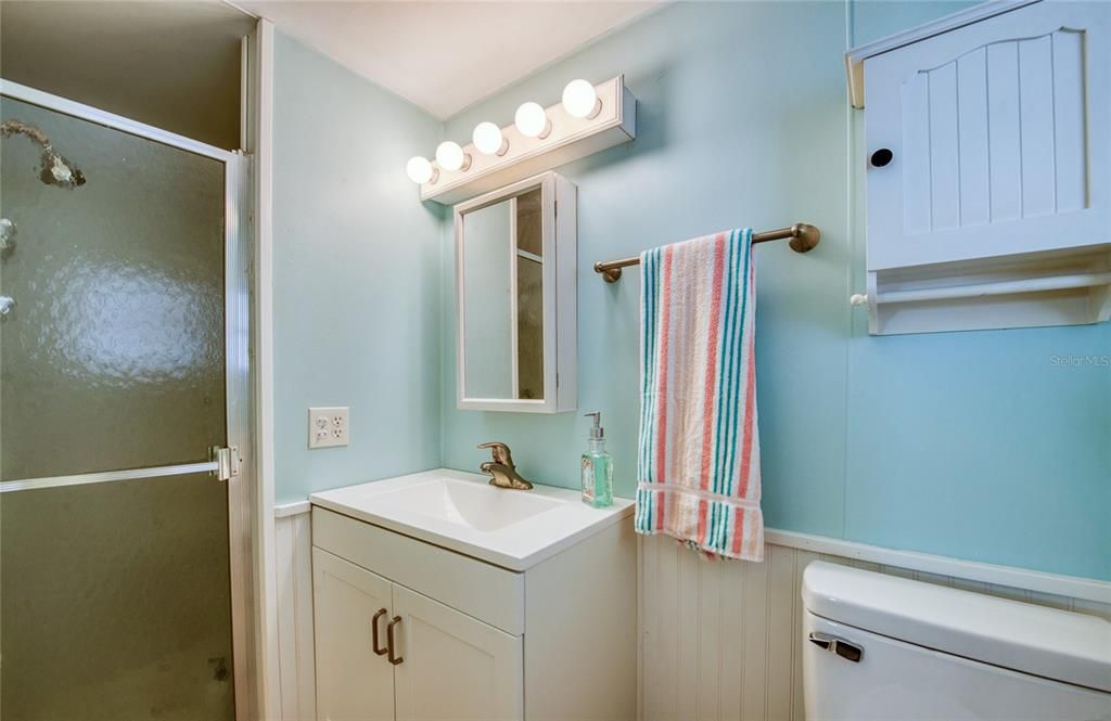 For Sale: $239,000 (2 beds, 2 baths, 1296 Square Feet)