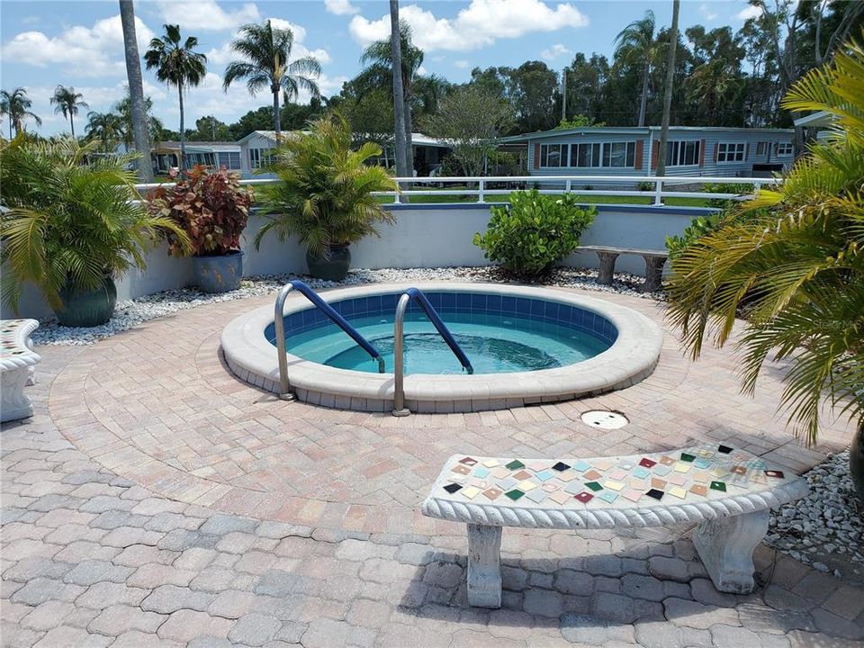 For Sale: $239,000 (2 beds, 2 baths, 1296 Square Feet)