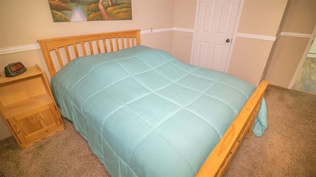 На продажу: $374,900 (4 спален, 2 ванн, 1920 Квадратных фут)