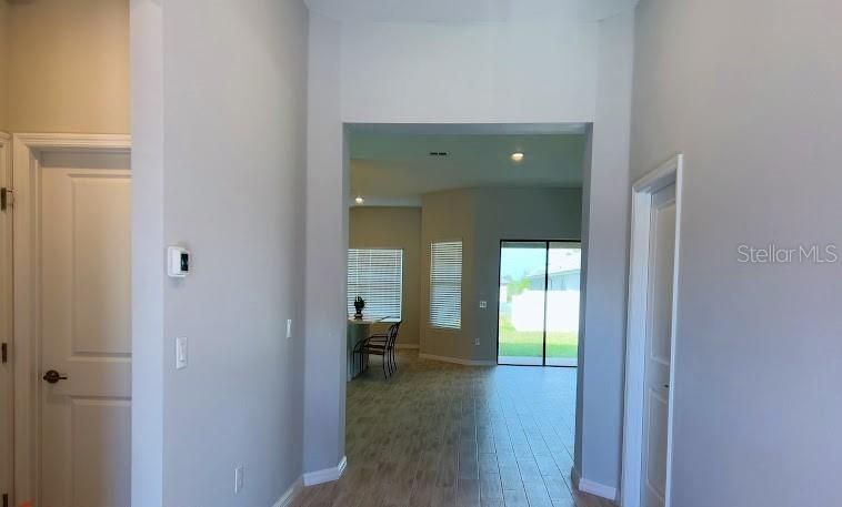 For Rent: $2,390 (3 beds, 2 baths, 1768 Square Feet)