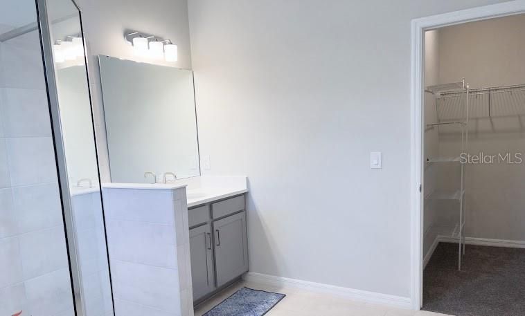 For Rent: $2,390 (3 beds, 2 baths, 1768 Square Feet)