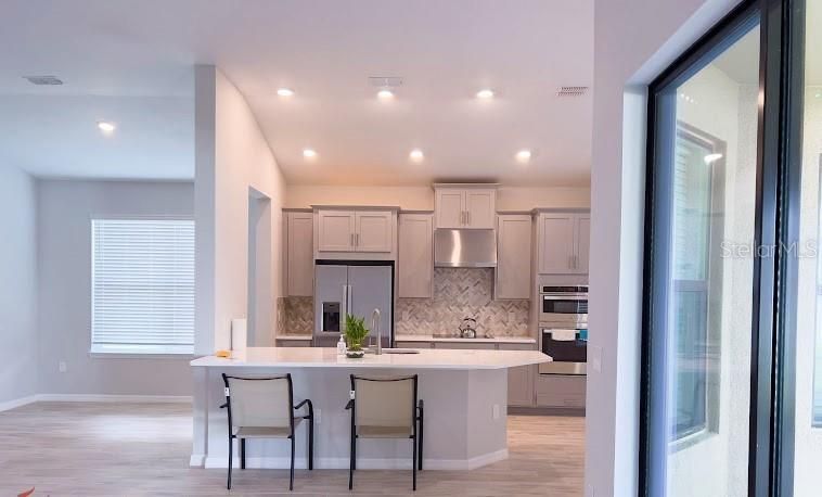 For Rent: $2,390 (3 beds, 2 baths, 1768 Square Feet)