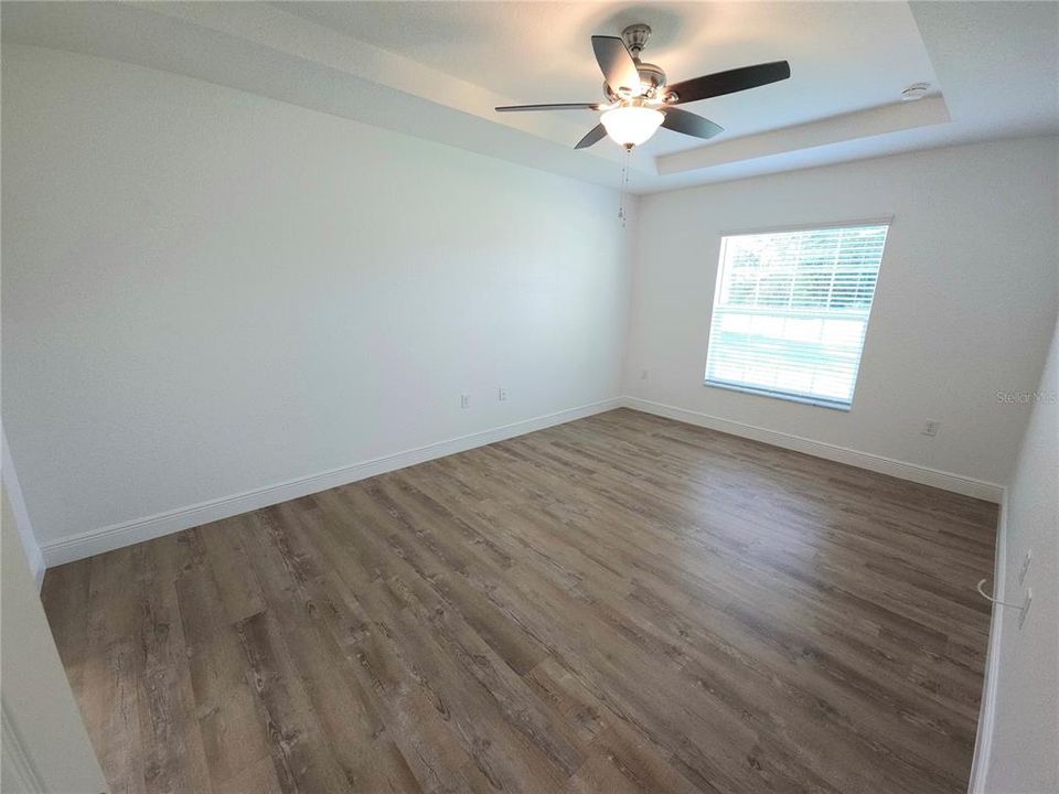 For Rent: $1,795 (4 beds, 2 baths, 1471 Square Feet)