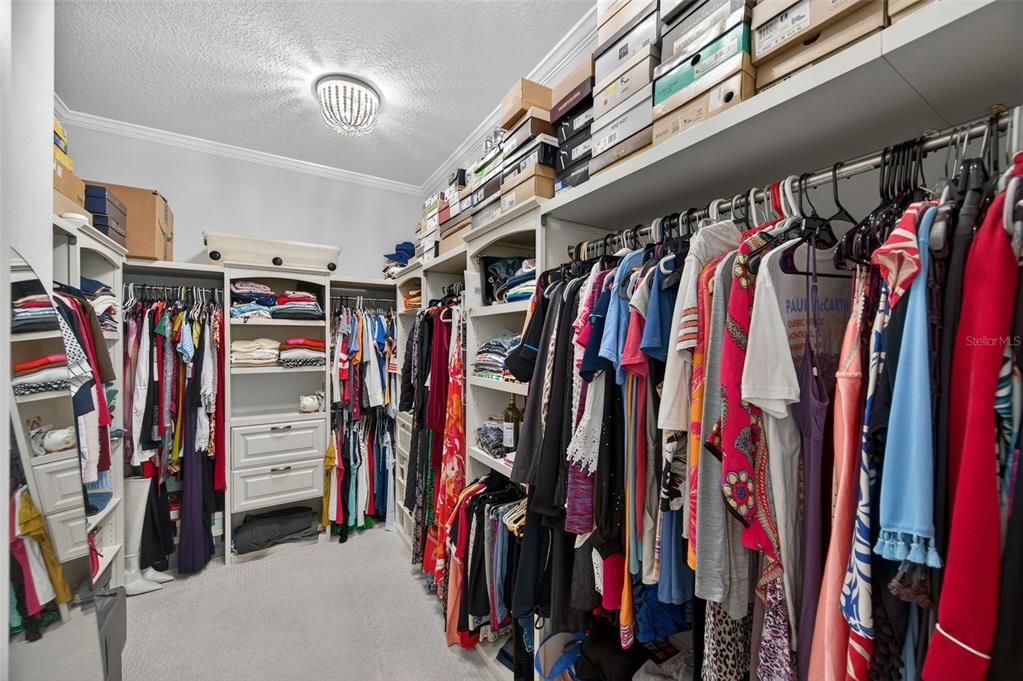 На продажу: $725,000 (4 спален, 4 ванн, 3239 Квадратных фут)