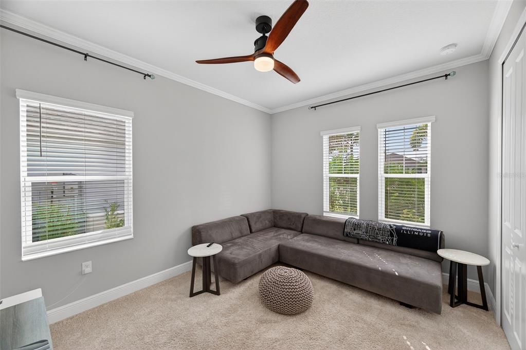 На продажу: $725,000 (4 спален, 4 ванн, 3239 Квадратных фут)