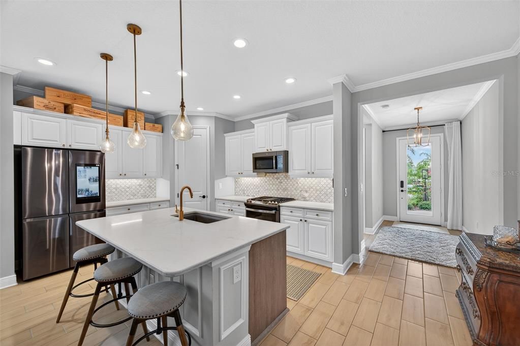 На продажу: $725,000 (4 спален, 4 ванн, 3239 Квадратных фут)