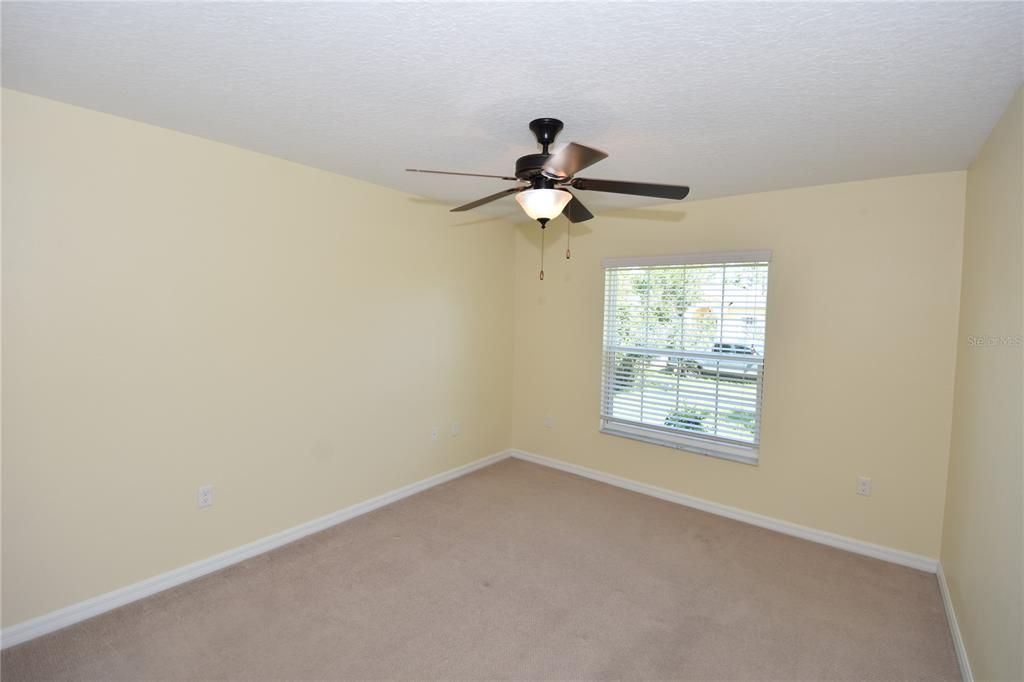 出租: $2,300 (3 贝兹, 2 浴室, 2201 平方英尺)