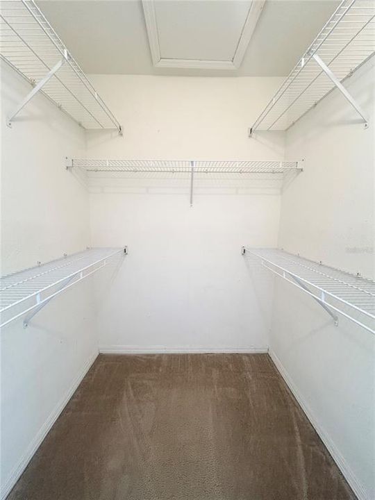 出租: $1,295 (1 贝兹, 1 浴室, 650 平方英尺)