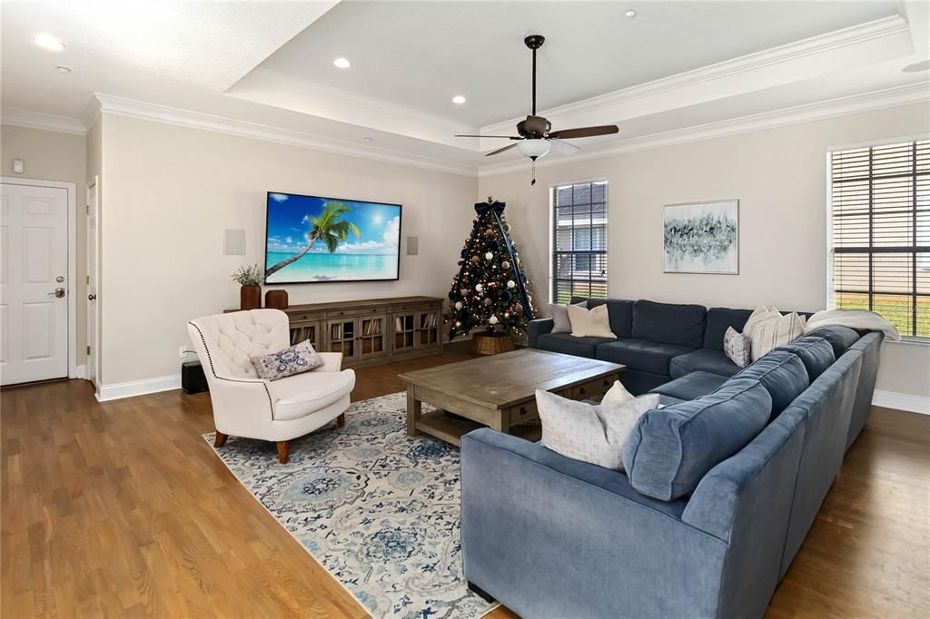 На продажу: $850,000 (4 спален, 2 ванн, 3048 Квадратных фут)