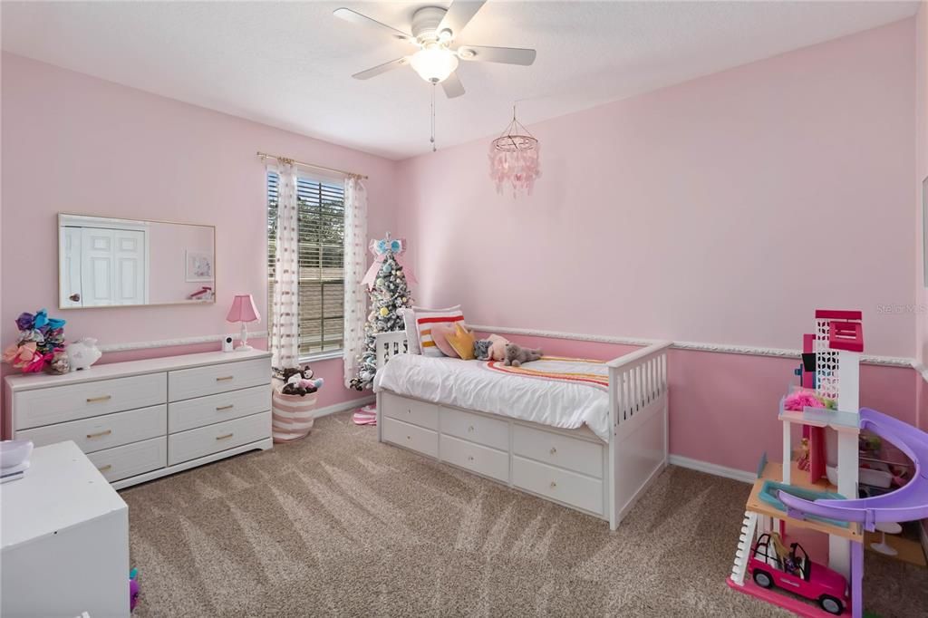 На продажу: $850,000 (4 спален, 2 ванн, 3048 Квадратных фут)