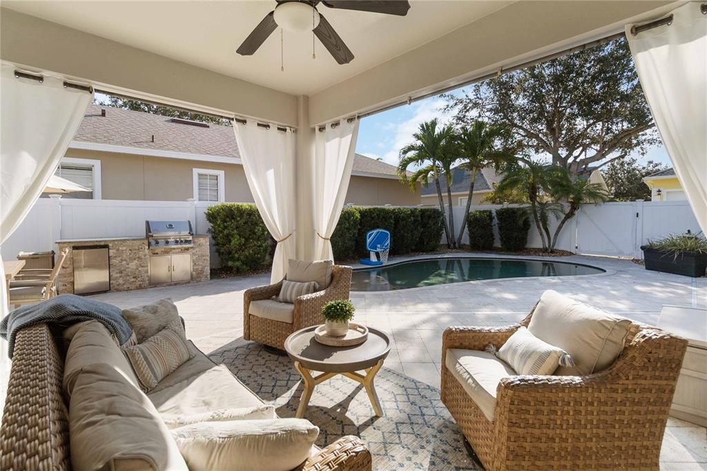 На продажу: $850,000 (4 спален, 2 ванн, 3048 Квадратных фут)