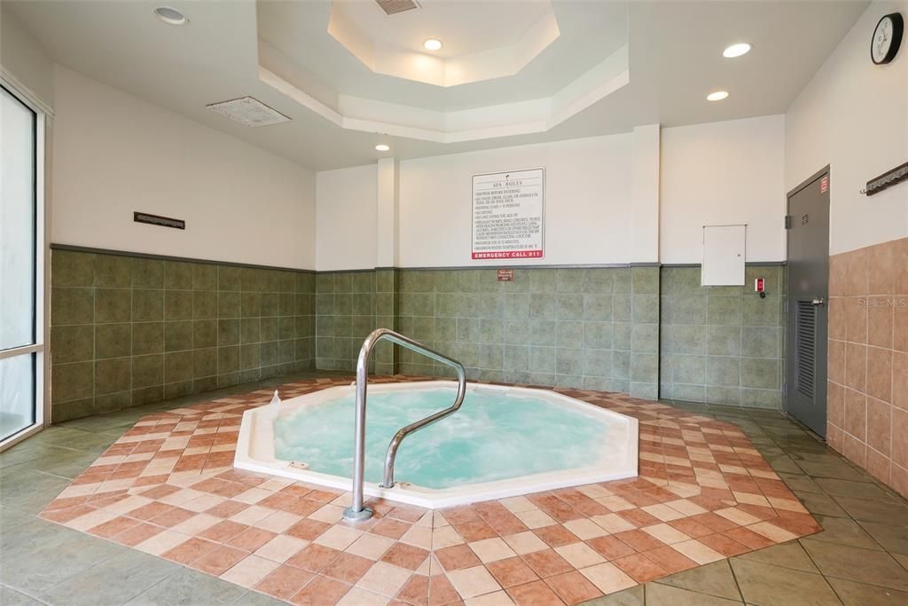 待售: $260,000 (4 贝兹, 3 浴室, 1492 平方英尺)