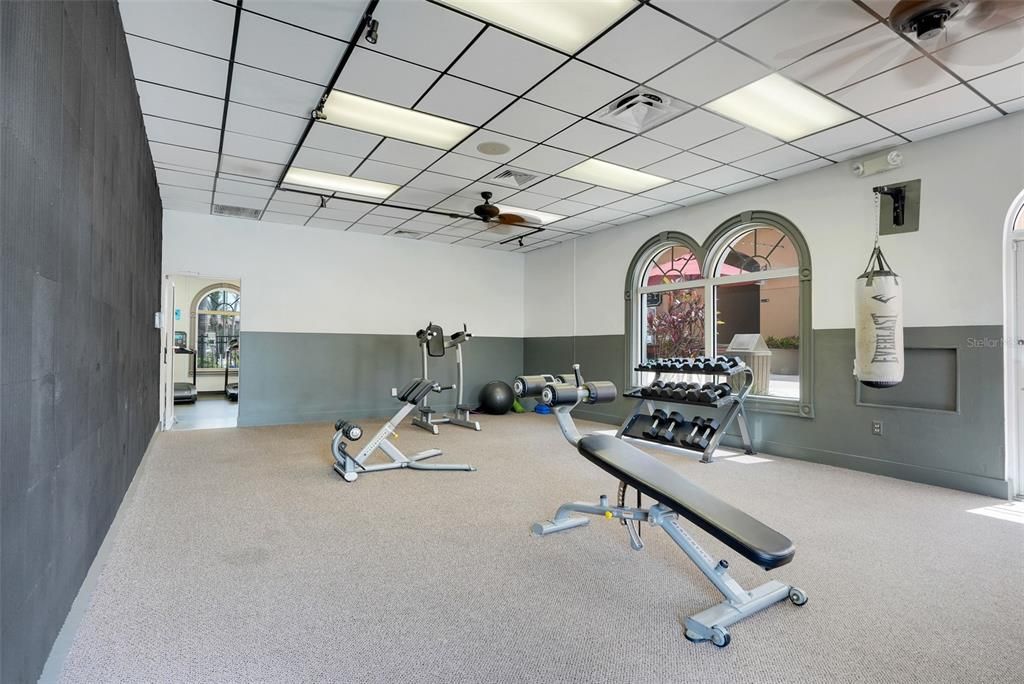 待售: $260,000 (4 贝兹, 3 浴室, 1492 平方英尺)