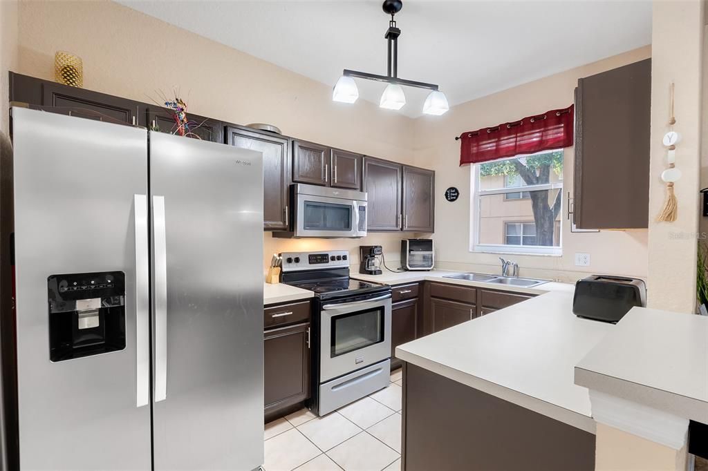 待售: $260,000 (4 贝兹, 3 浴室, 1492 平方英尺)