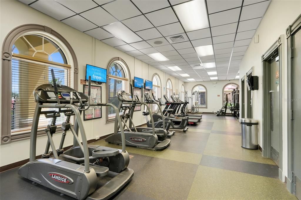 待售: $260,000 (4 贝兹, 3 浴室, 1492 平方英尺)