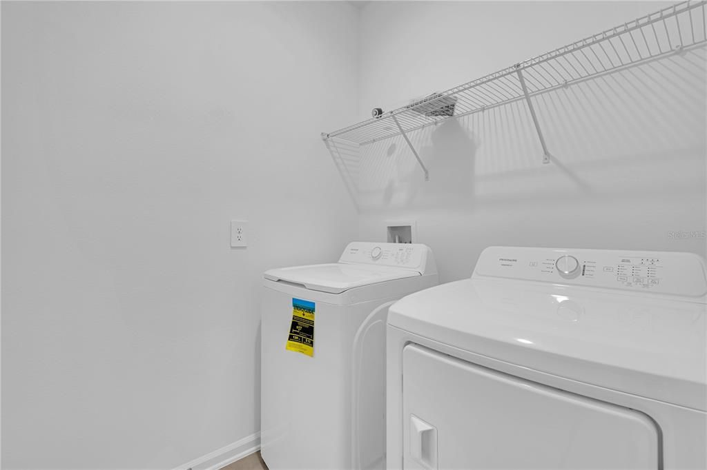 For Rent: $1,850 (3 beds, 2 baths, 1787 Square Feet)