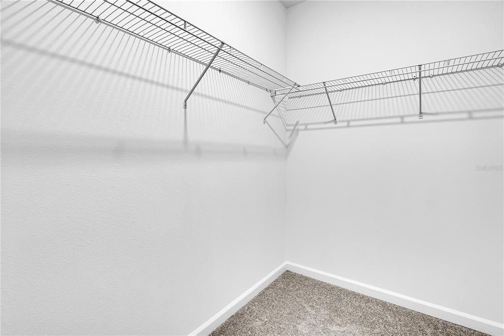 For Rent: $1,850 (3 beds, 2 baths, 1787 Square Feet)