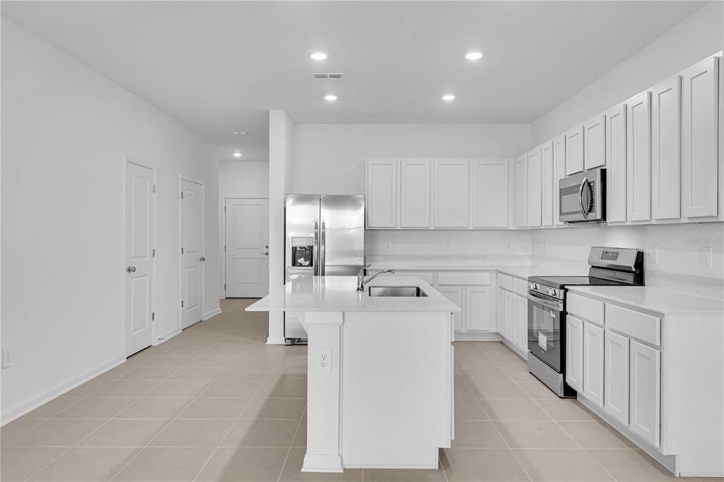 For Rent: $1,850 (3 beds, 2 baths, 1787 Square Feet)