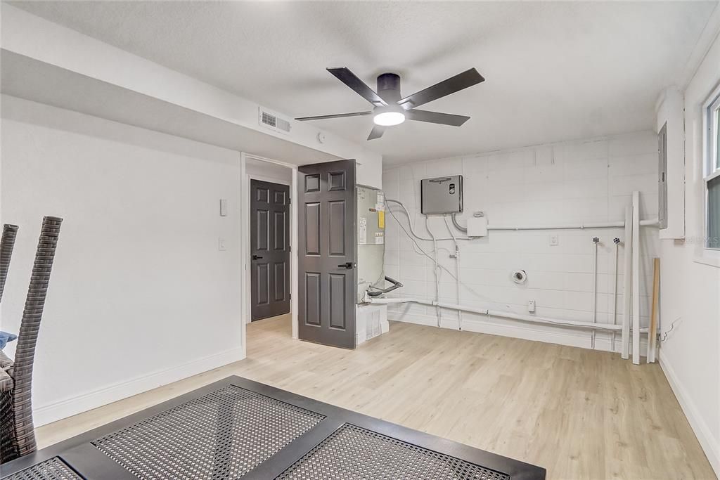 待售: $899,999 (5 贝兹, 3 浴室, 2640 平方英尺)