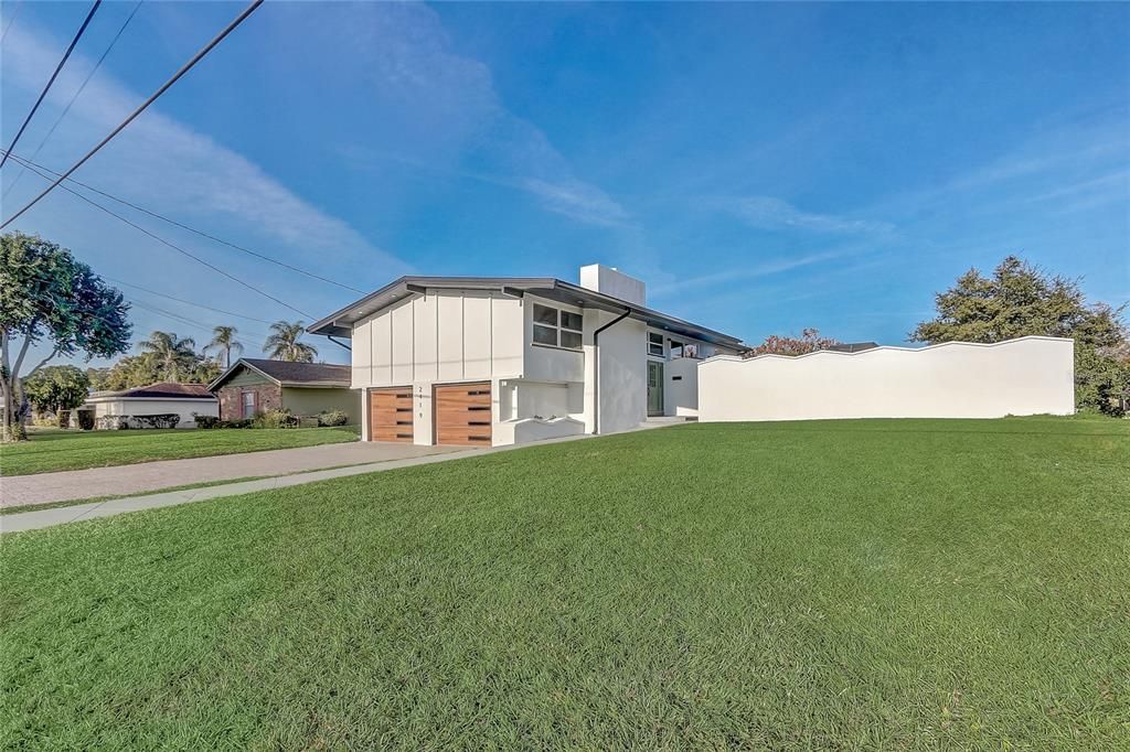 待售: $899,999 (5 贝兹, 3 浴室, 2640 平方英尺)