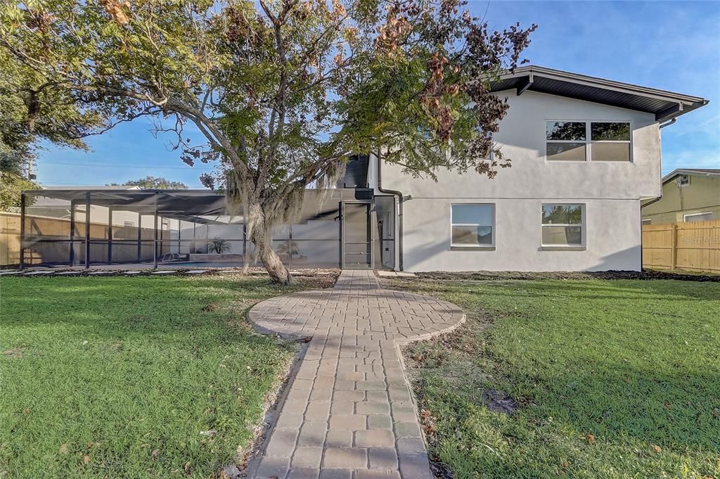 待售: $899,999 (5 贝兹, 3 浴室, 2640 平方英尺)