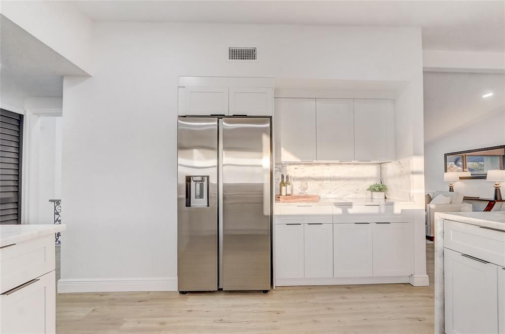 待售: $899,999 (5 贝兹, 3 浴室, 2640 平方英尺)