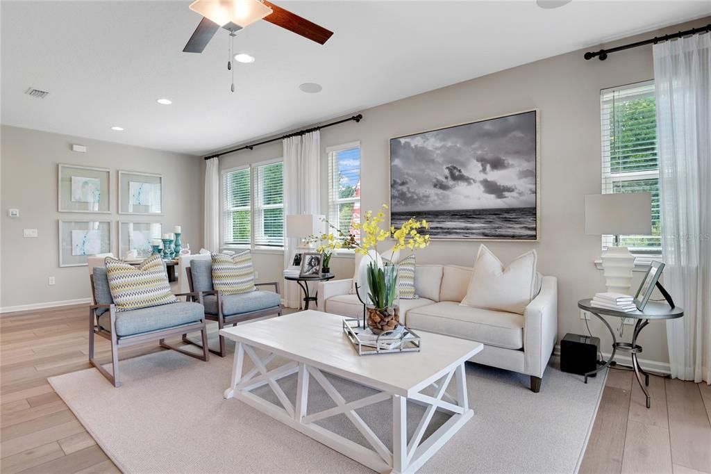 For Sale: $367,928 (4 beds, 3 baths, 1813 Square Feet)