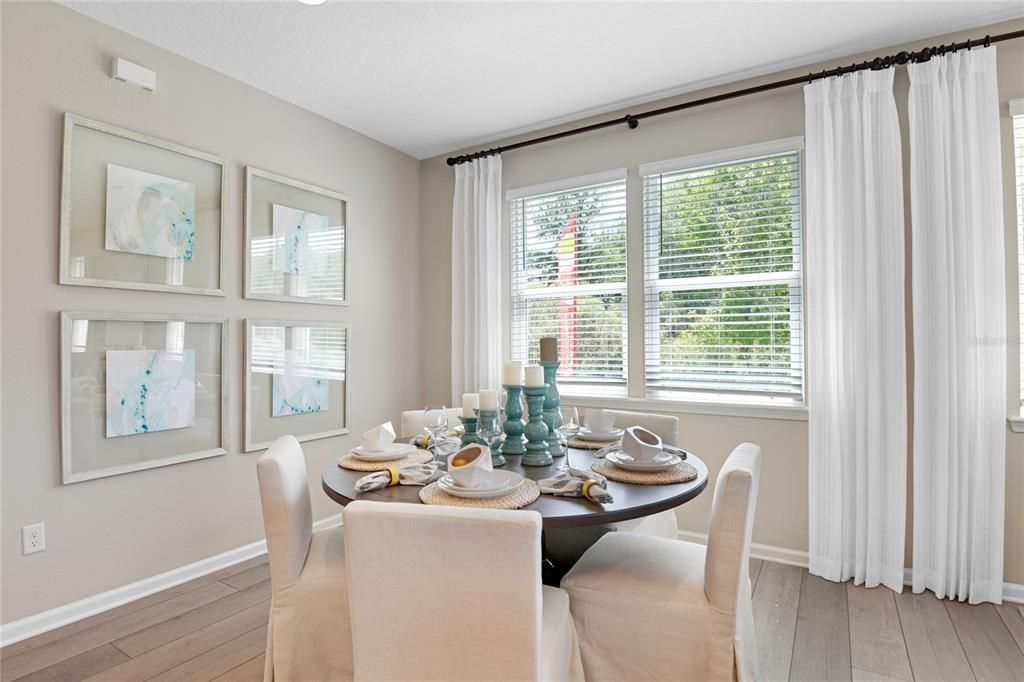 For Sale: $367,928 (4 beds, 3 baths, 1813 Square Feet)