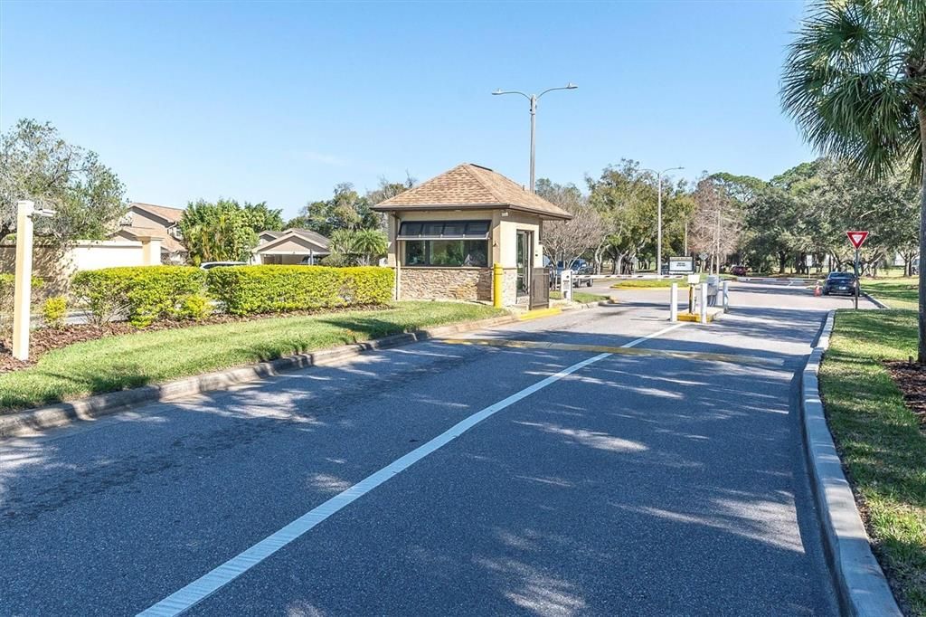 For Sale: $197,500 (2 beds, 2 baths, 1094 Square Feet)