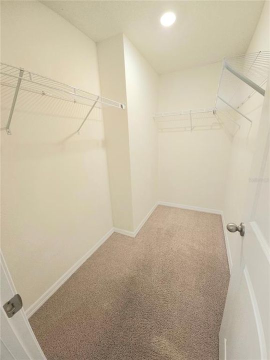 出租: $1,795 (4 贝兹, 2 浴室, 1828 平方英尺)