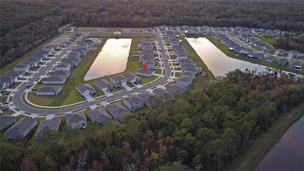 For Rent: $2,400 (4 beds, 2 baths, 1828 Square Feet)