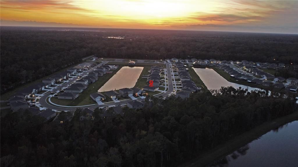 For Rent: $2,400 (4 beds, 2 baths, 1828 Square Feet)