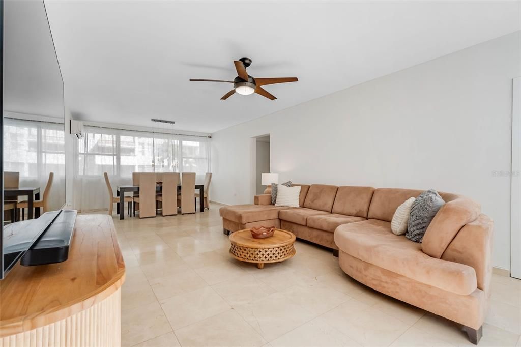 En Renta: $4,000 (3 camas, 3 baños, 1460 Pies cuadrados)