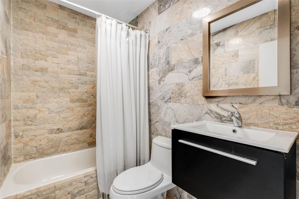 En Renta: $4,000 (3 camas, 3 baños, 1460 Pies cuadrados)