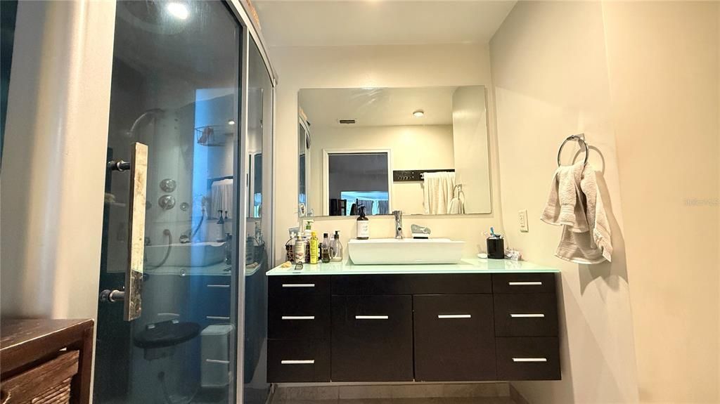 На продажу: $429,900 (3 спален, 2 ванн, 1312 Квадратных фут)