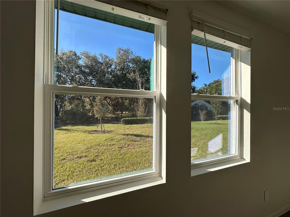 For Rent: $2,495 (5 beds, 3 baths, 2828 Square Feet)