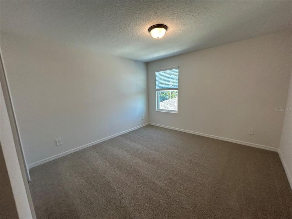 For Rent: $2,495 (5 beds, 3 baths, 2828 Square Feet)