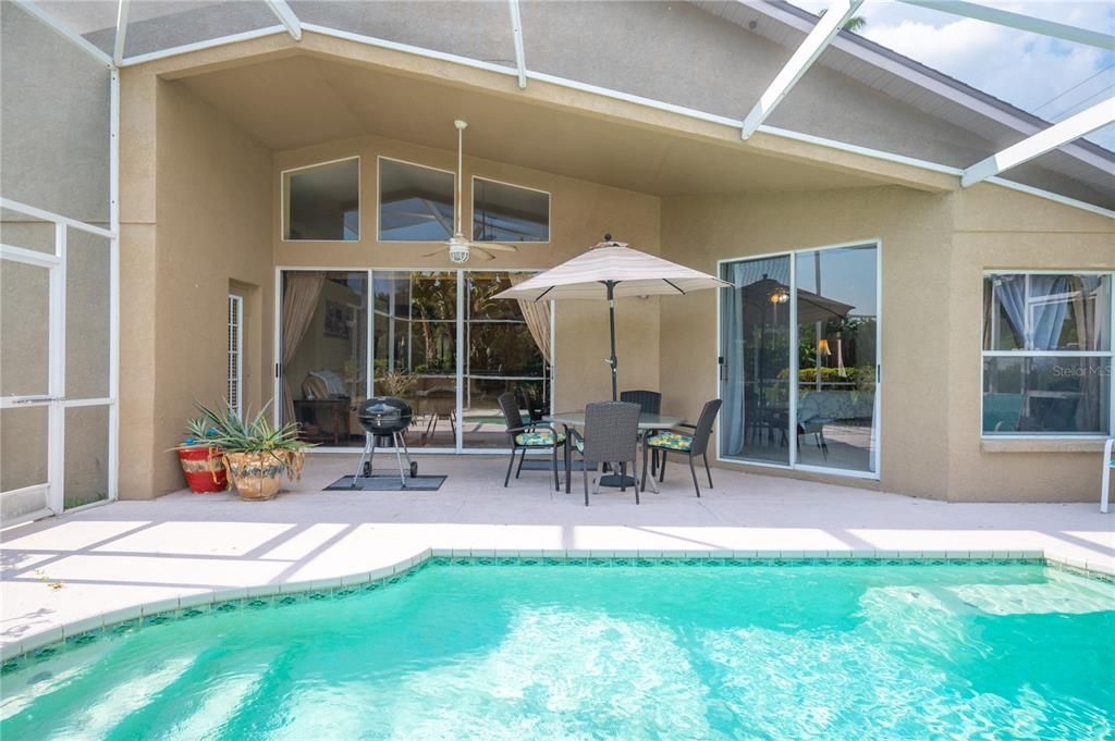 For Sale: $509,900 (4 beds, 3 baths, 2571 Square Feet)