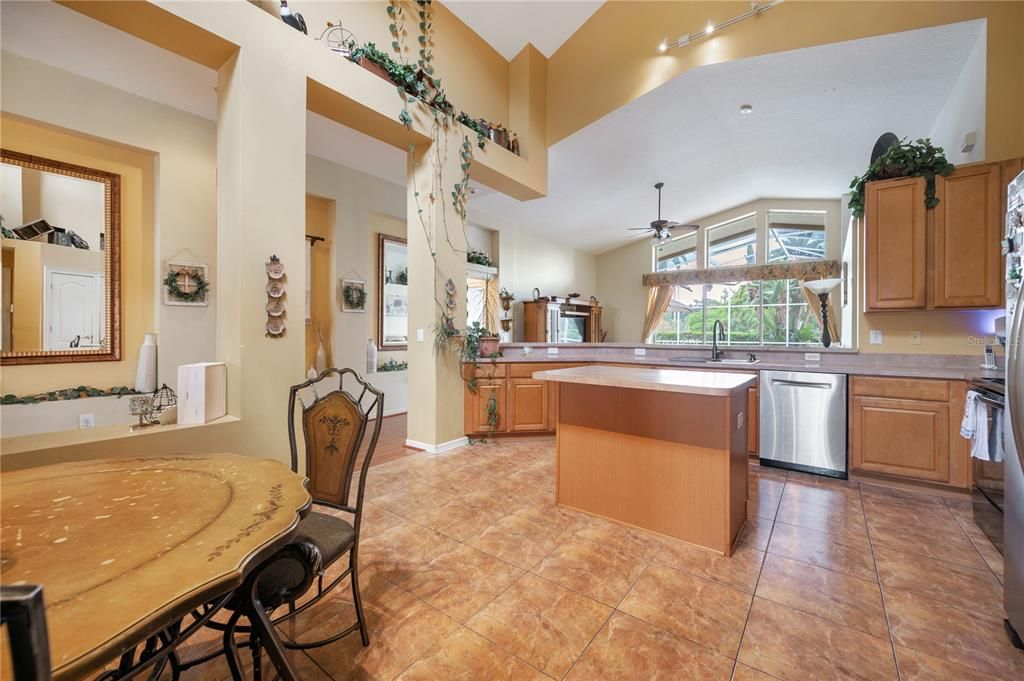 For Sale: $509,900 (4 beds, 3 baths, 2571 Square Feet)