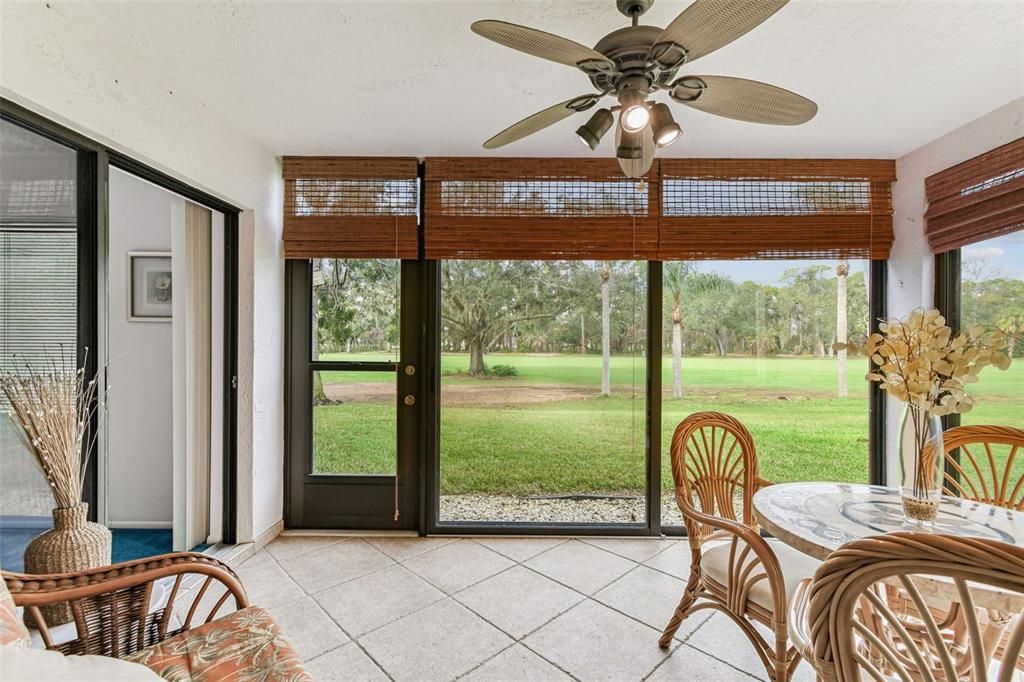 待售: $255,000 (2 贝兹, 2 浴室, 983 平方英尺)